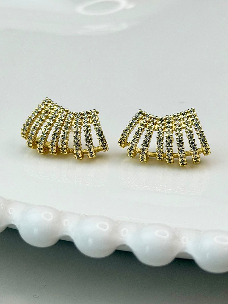 Brinco Ear Cuff Cravejado Dourado