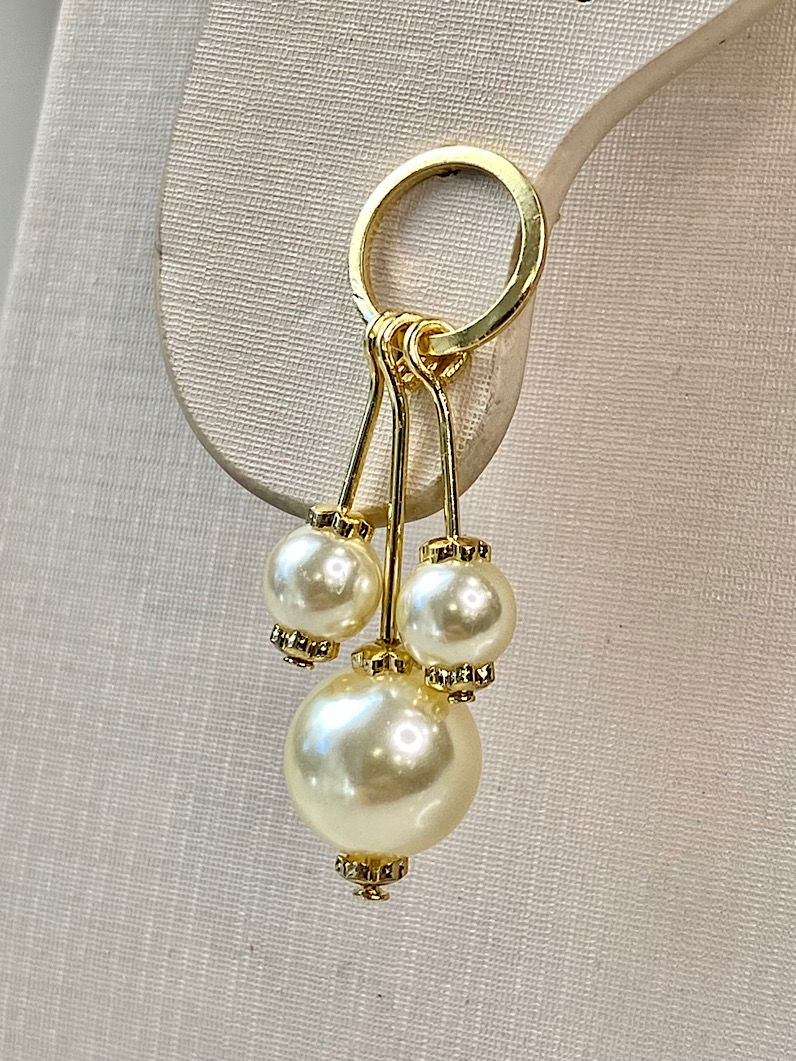Brinco Folheado Argola de Pérolas Dourado