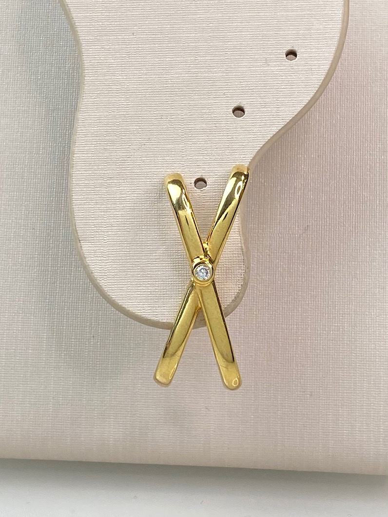 Brinco Folheado Ear Hook Dourado