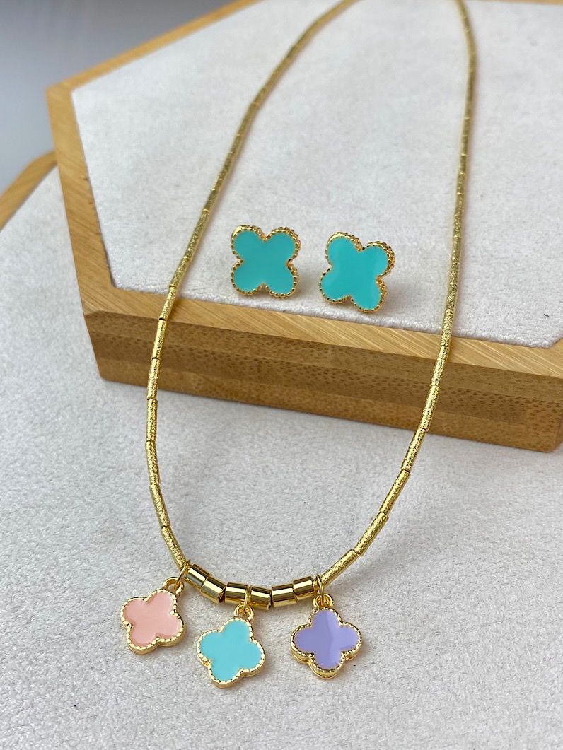 Brinco Pequeno de Trevo