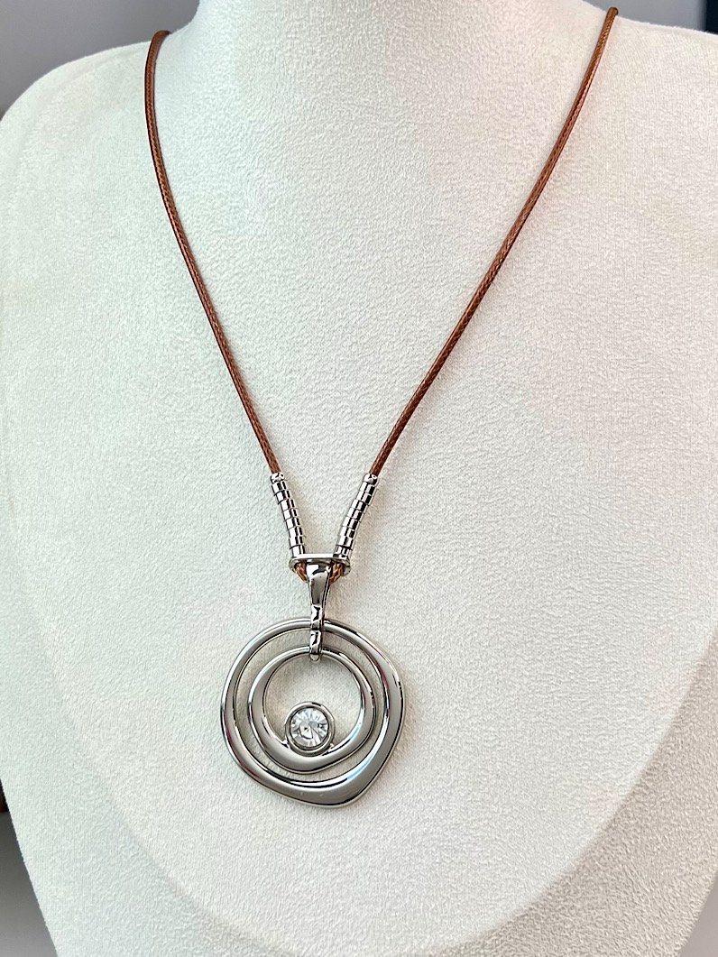 Colar Ajustável Mika de Elo com Strass