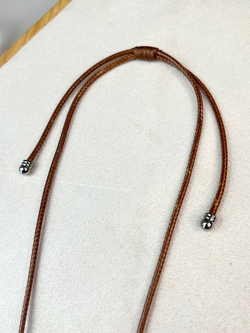 Colar Ajustável Mika de Elo com Strass