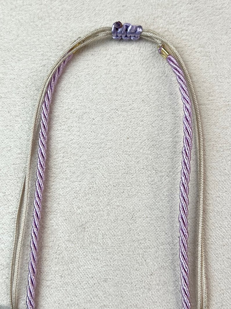 Colar Ajustável Teen Lilás de Anjo Micro Cravejado