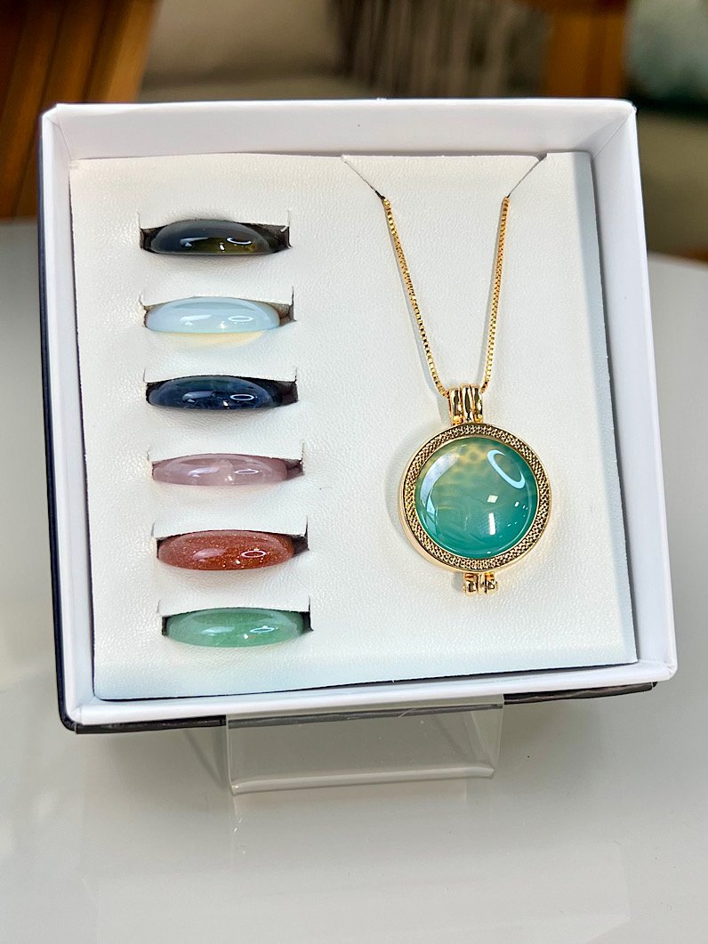 Colar Árvore Da Vida Relicário Com 7 Pedras Naturais