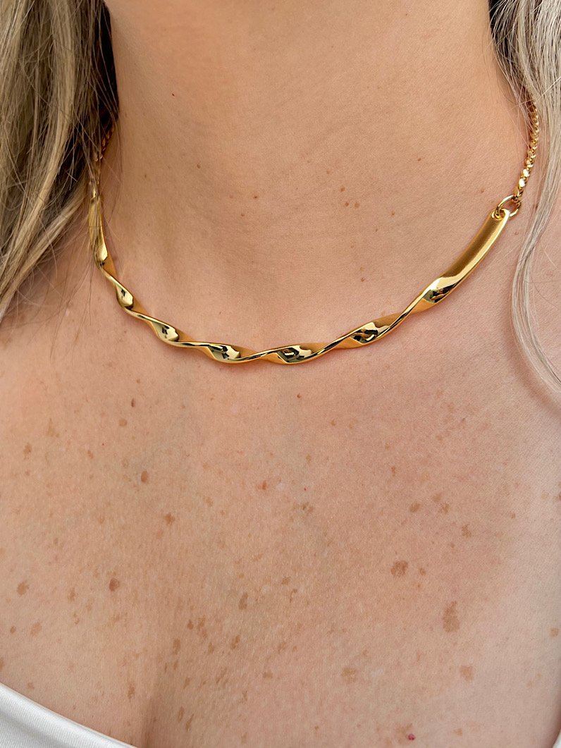 Colar Choker Aro Trançado - Dourado