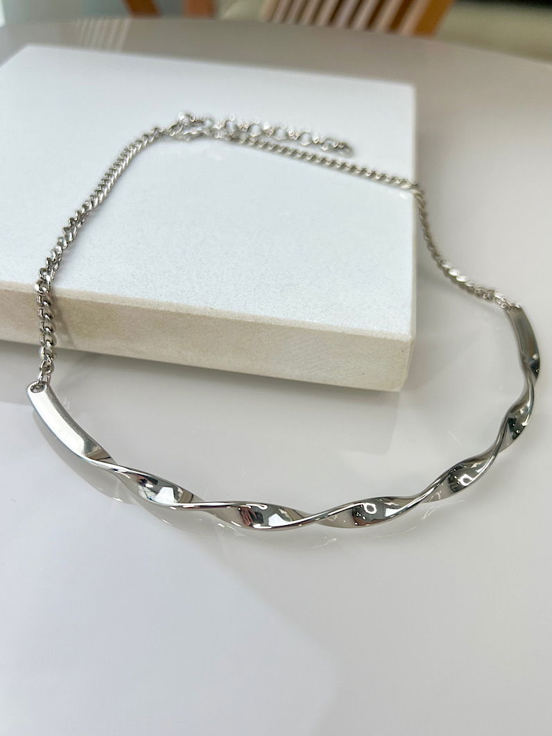 Colar Choker Aro Trançado