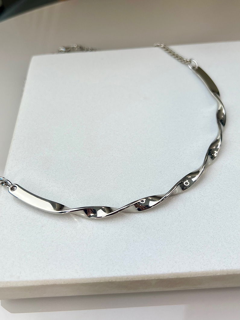 Colar Choker Aro Trançado