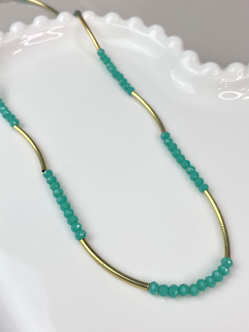 Colar Choker de Cristais Dourados