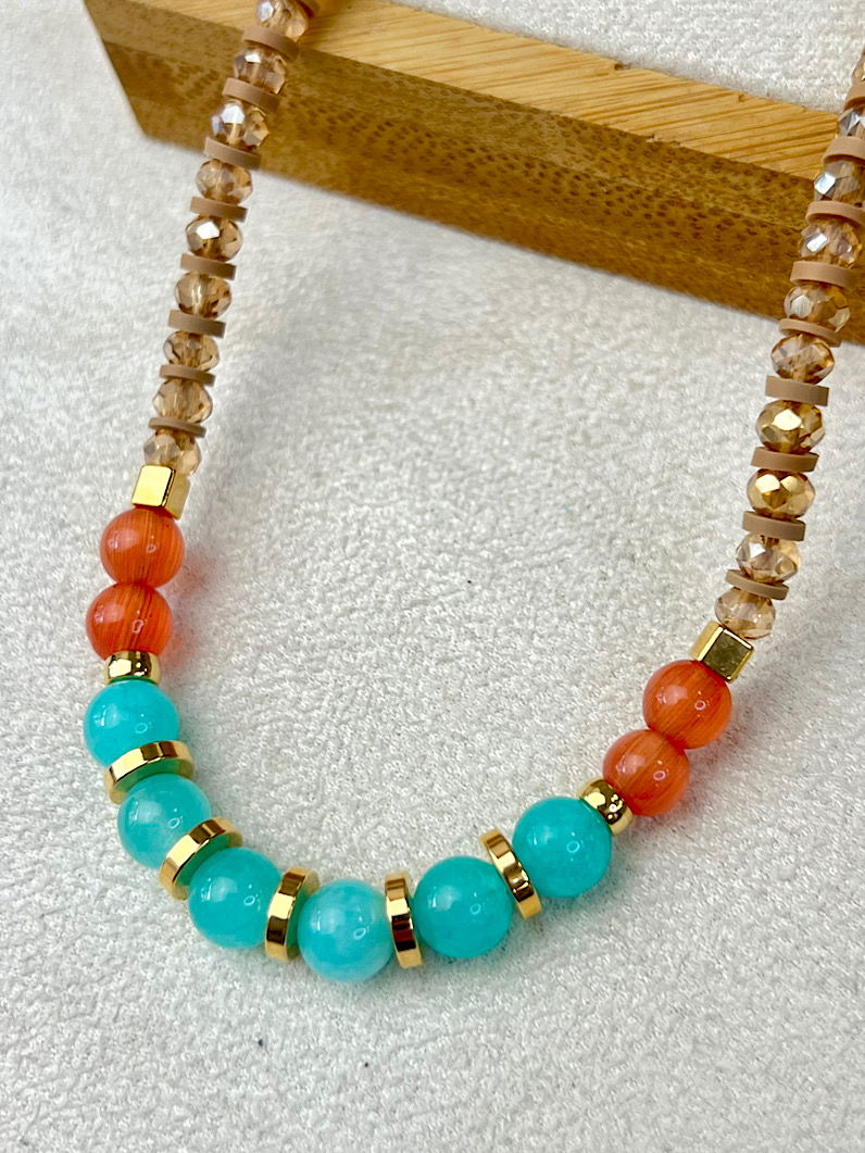Colar Choker Jade Amazonita e Laranja Dourada