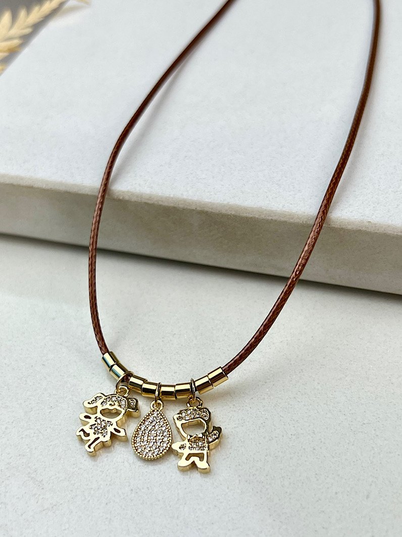 Colar de Couro Pingentes Filhos Personalizado