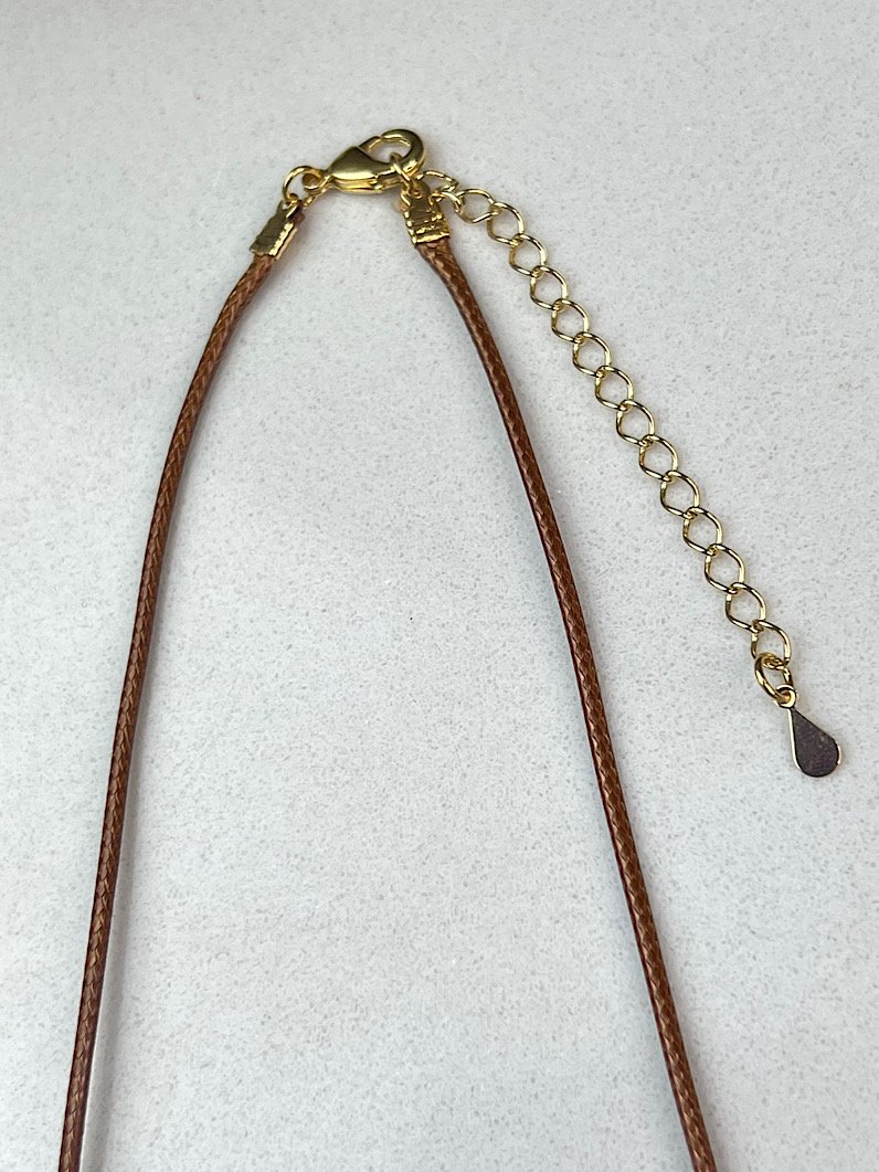 Colar de Couro Pingentes Filhos Personalizado