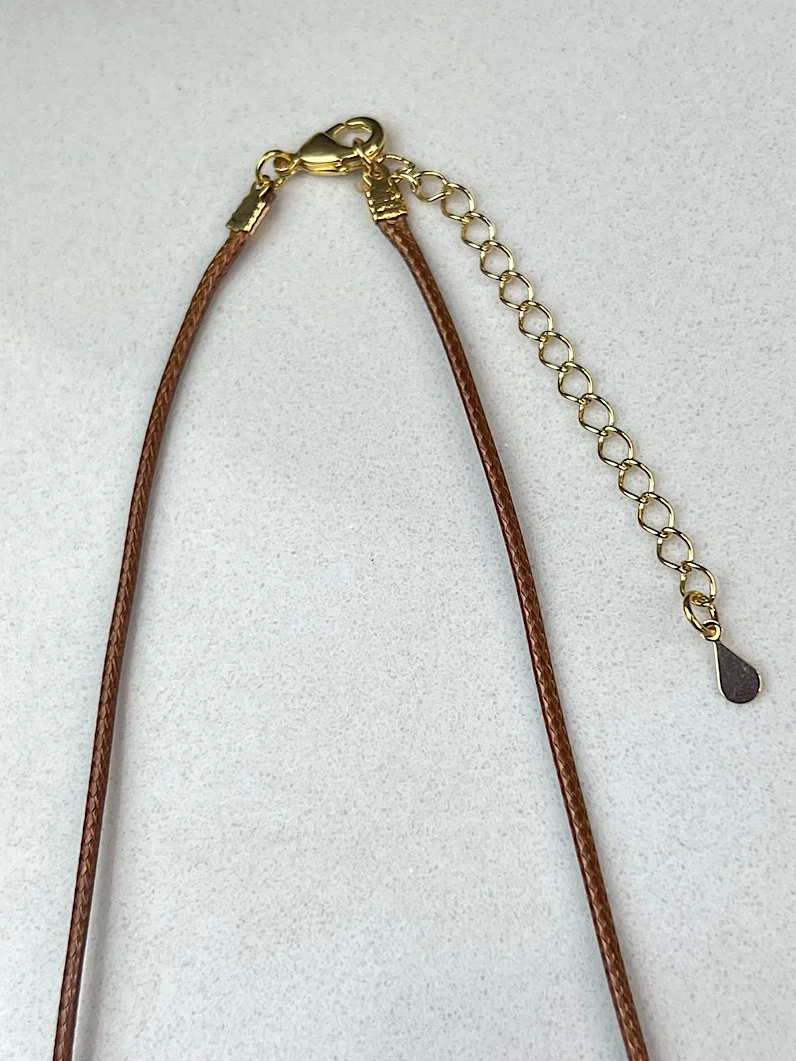 Colar de Couro Pingentes Filhos Personalizado