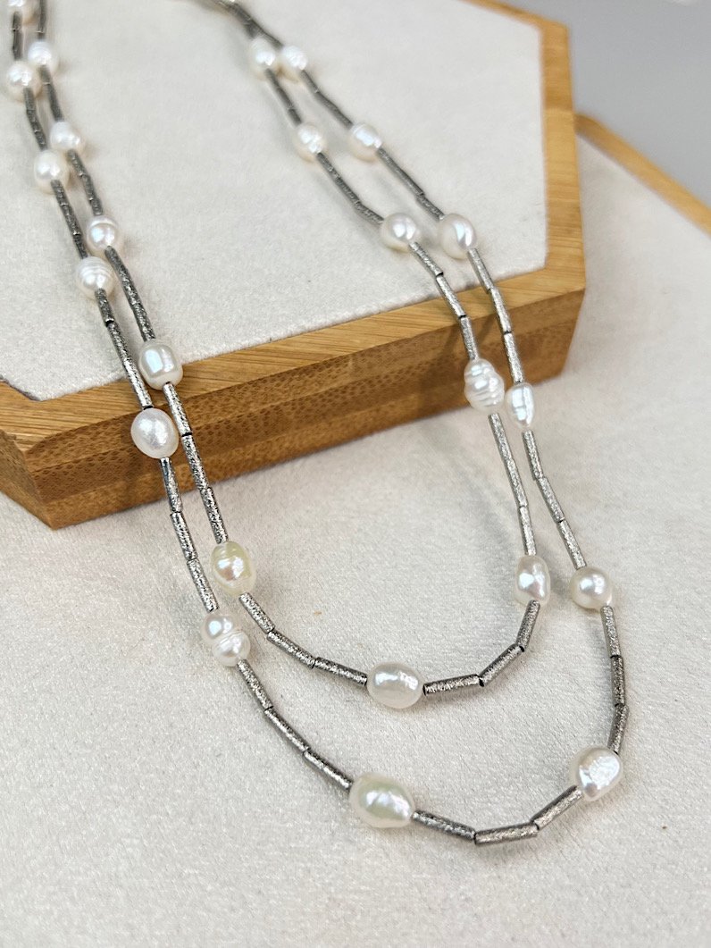 Colar Duplo Rita de Pérolas e Canutilhos