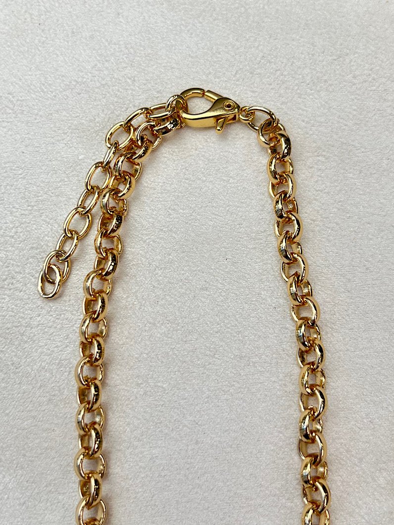 Colar Julia Pingente de Pérola Dourado