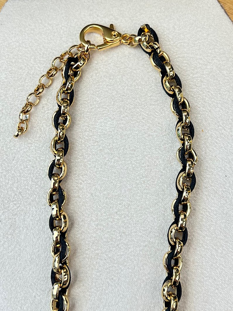Colar Naomi Elo Português de fio Dourado