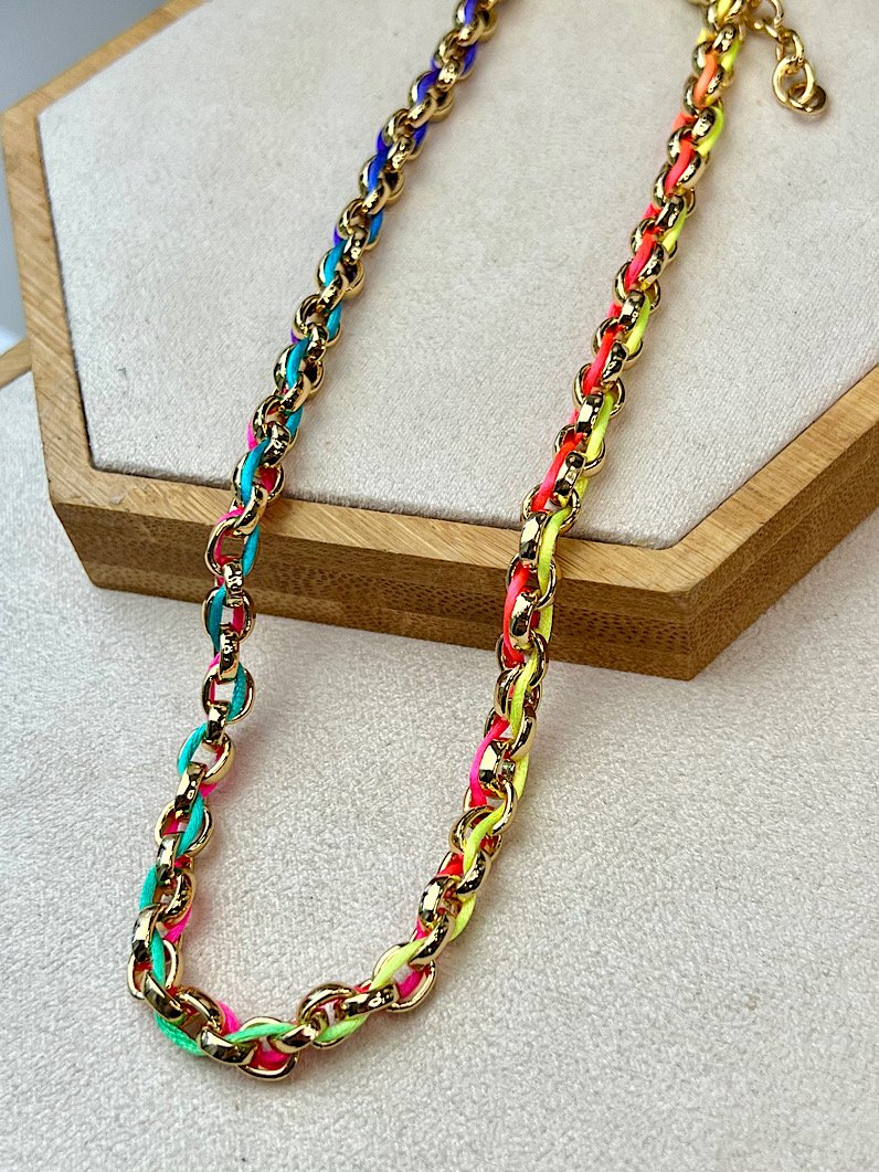Colar Naomi Elo Português de fio Dourado - Colorido