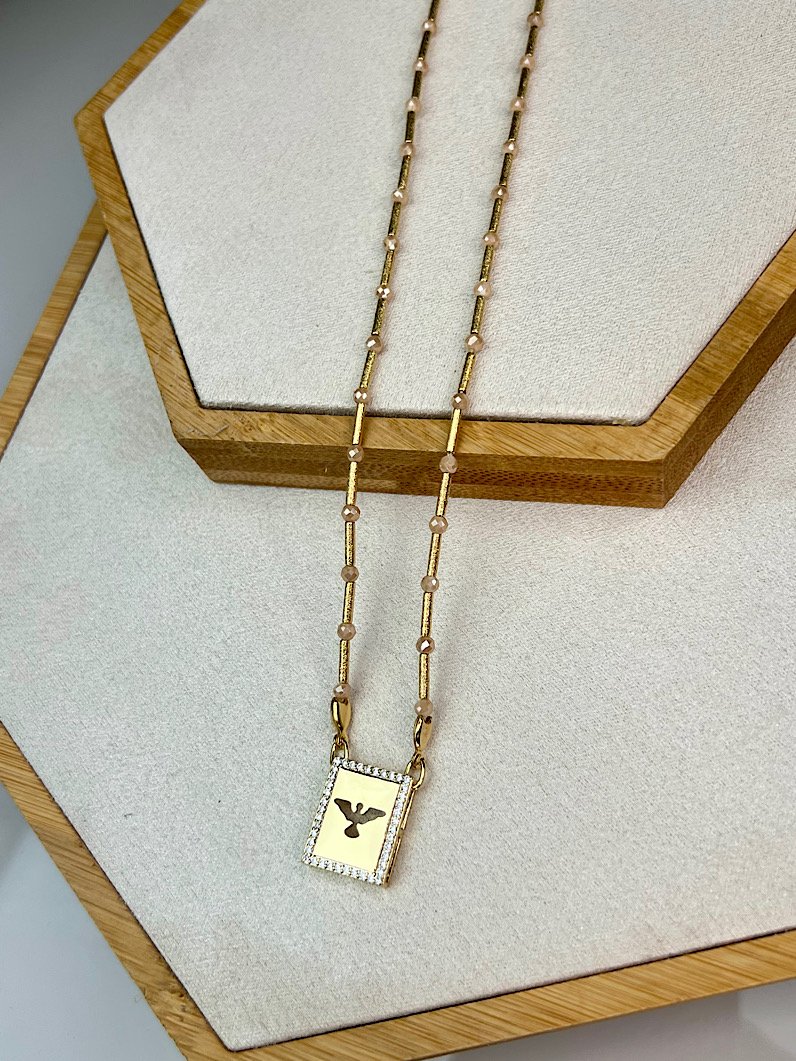 Escapulário de Cristais Espirito Santo Dourado