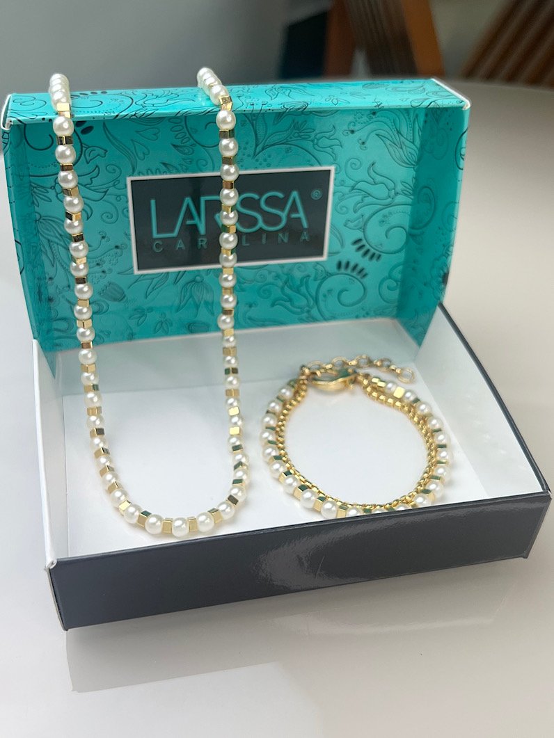 Kit Colar e Pulseira de Pérolas Dourado