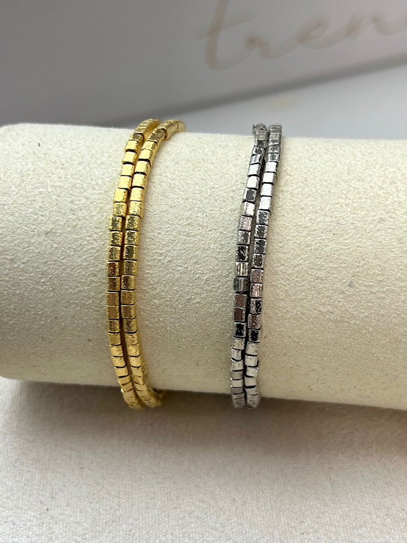 Pulseira Ajustável 2 tiras Canutilhos Quadrados