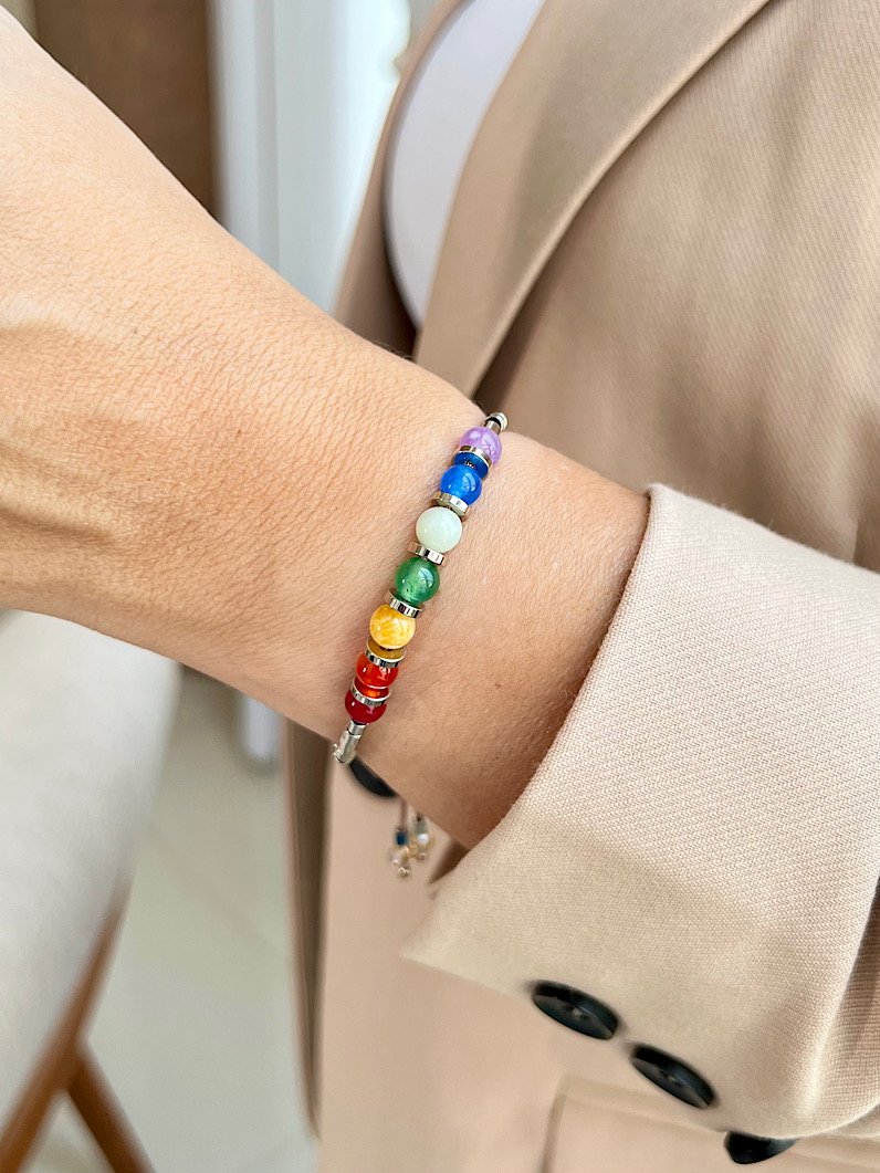 Pulseira Ajustável 7 Chakras Pecinhas - Prata