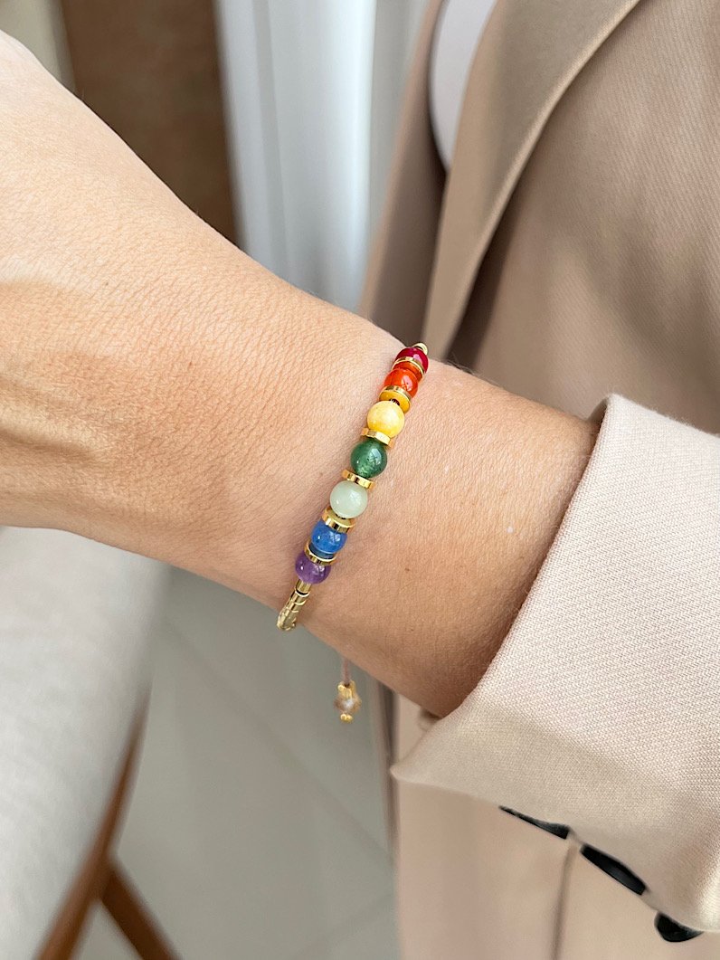 Pulseira Ajustável 7 Chakras Pecinhas - Dourado