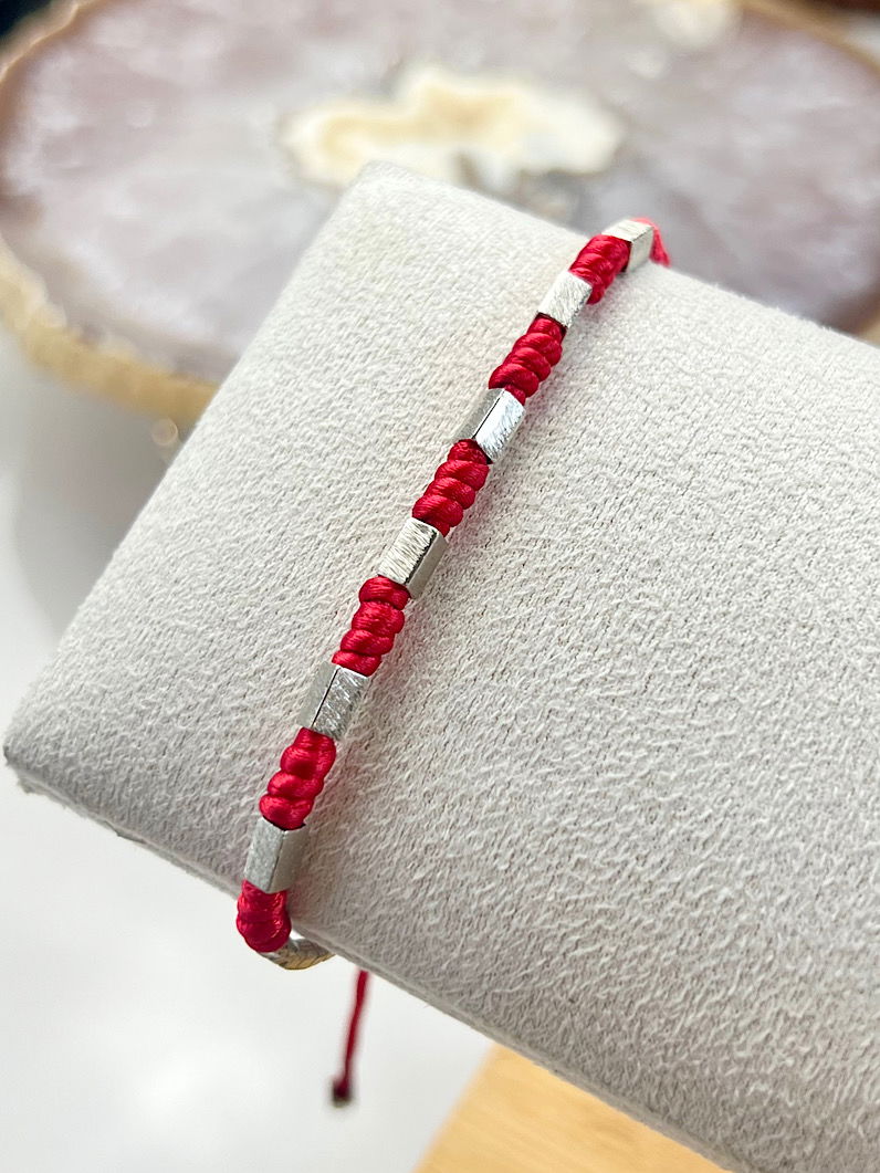 Pulseira Ajustável 7 Nós de Proteção Prata