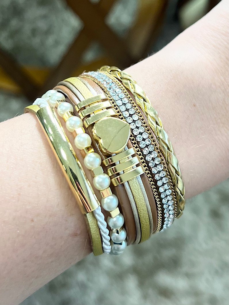 Pulseira Ajustável Paula Coração e Pérola - Dourado