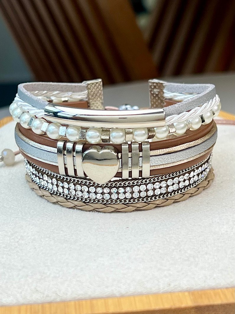 Pulseira Ajustável Paula Coração e Pérola