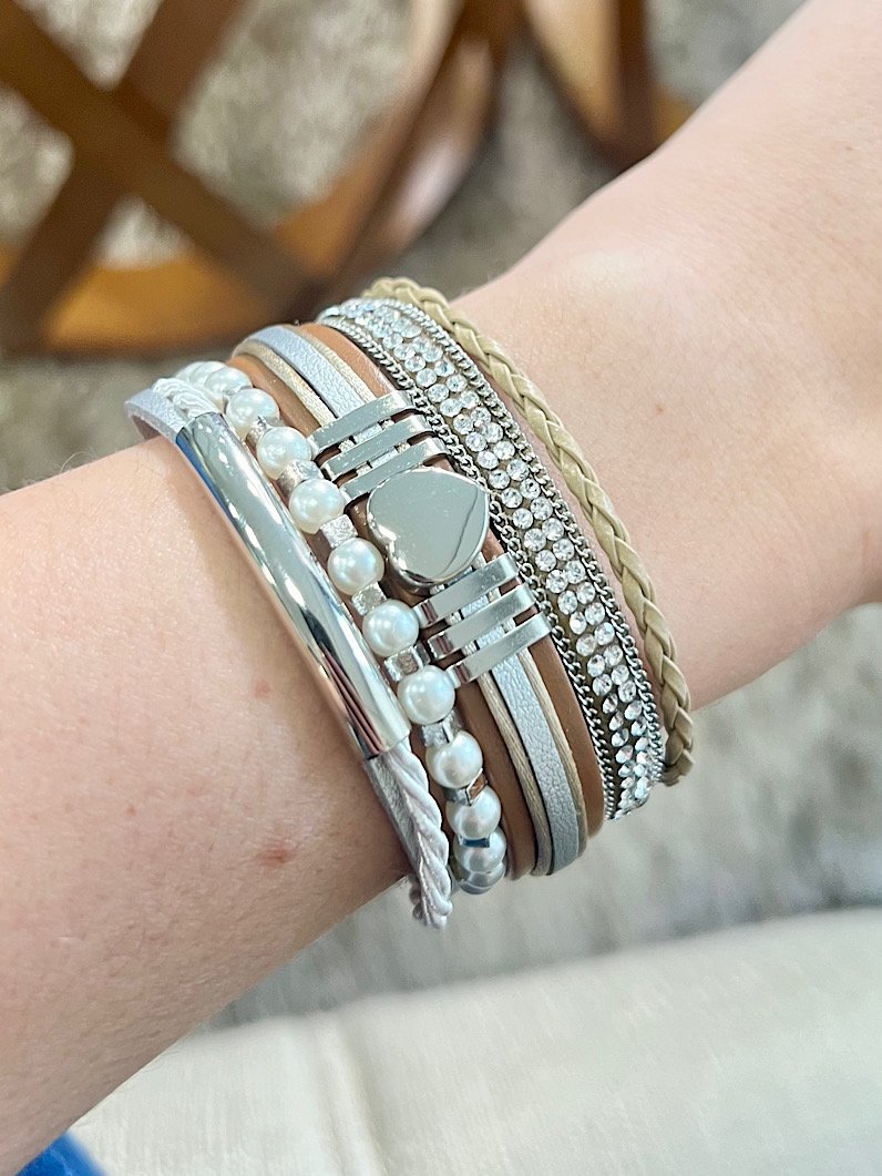 Pulseira Ajustável Paula Coração e Pérola - Prata