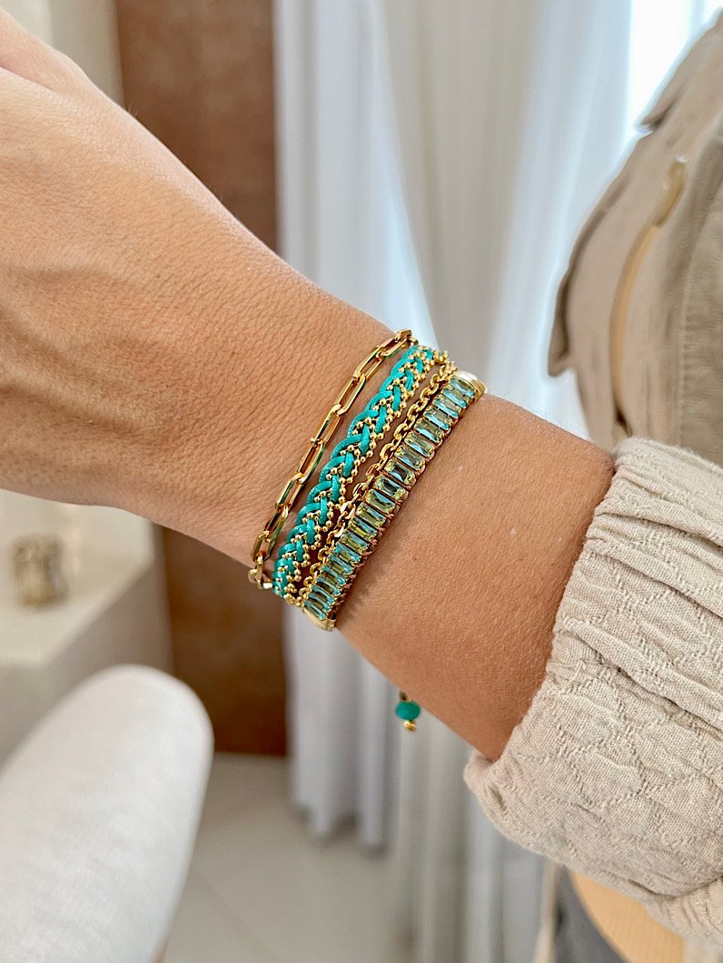 Pulseira Ajustável Pecinhas com Zircônias Douradas