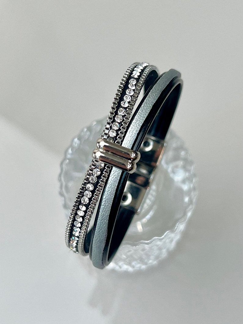 Pulseira Imã Adele de Strass Prata