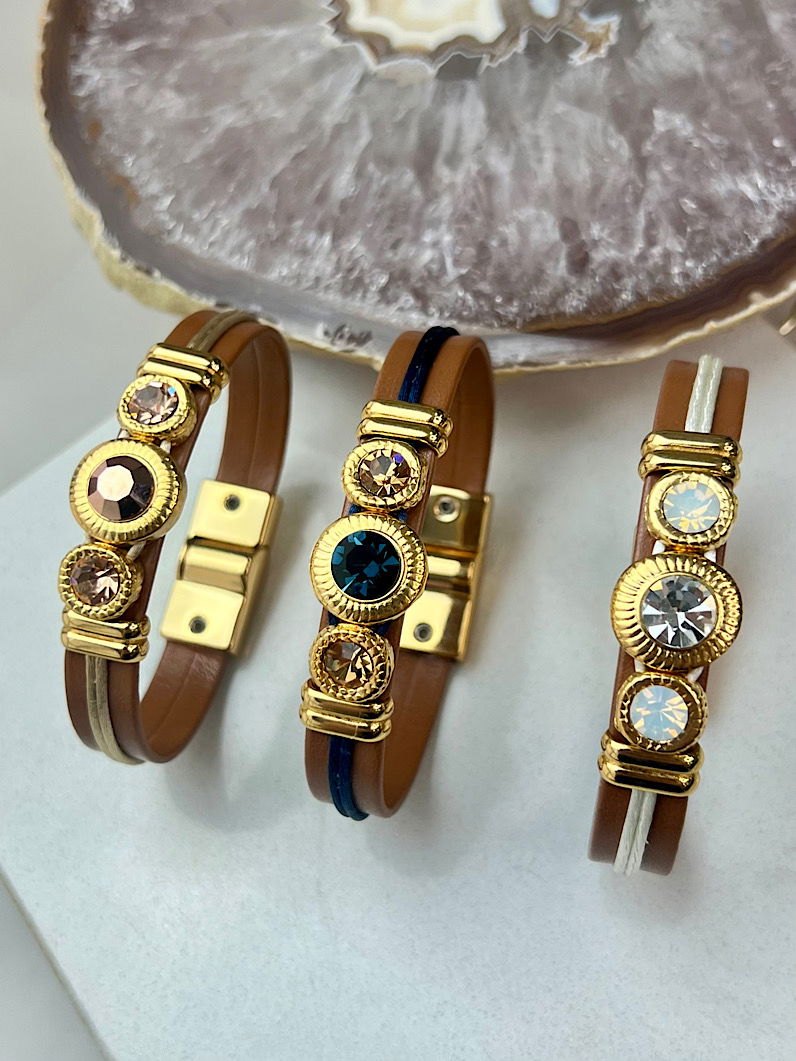 Pulseira Imã Agnes de Strass Dourado