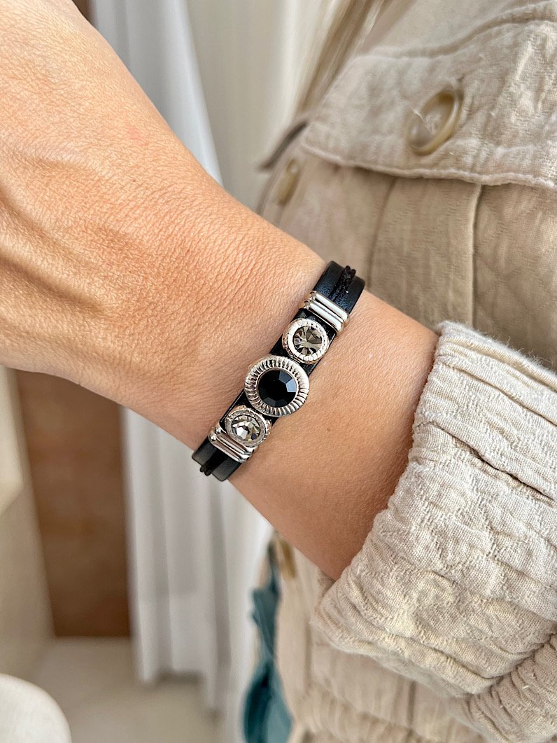 Pulseira Imã Agnes de Strass Prata - Preto