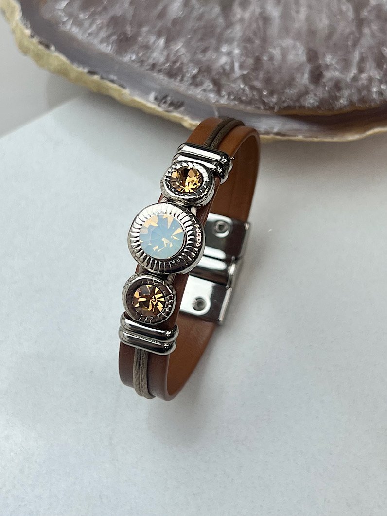 Pulseira Imã Agnes de Strass Prata