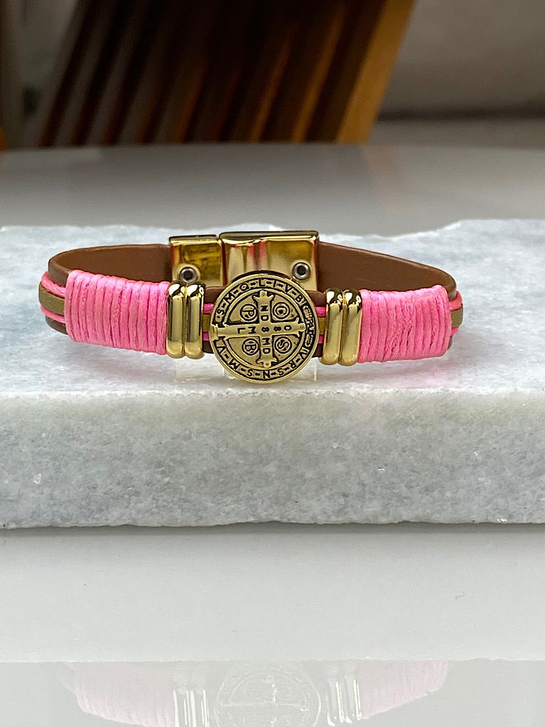 Pulseira Imã Amélia São Bento Dourada