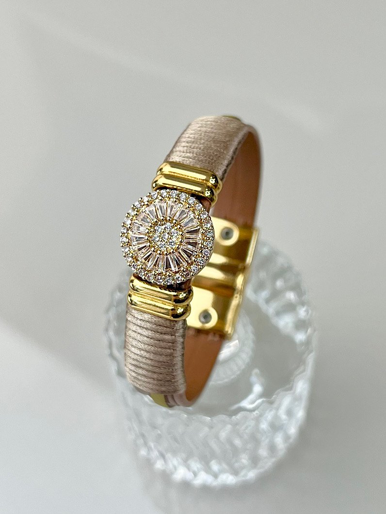 Pulseira Imã Angel Pizza de Zircônias Douradas