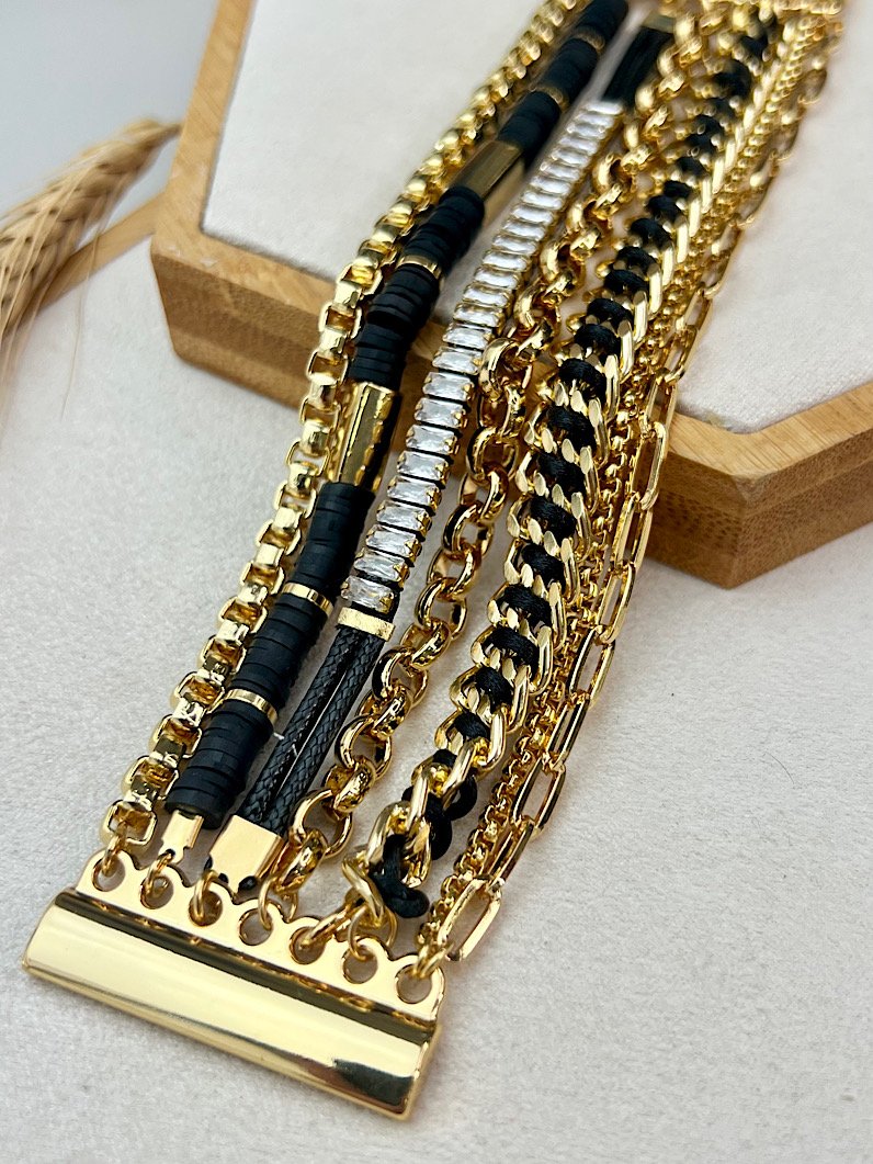 Pulseira Imã Carmela Fimos e Zircônias Douradas