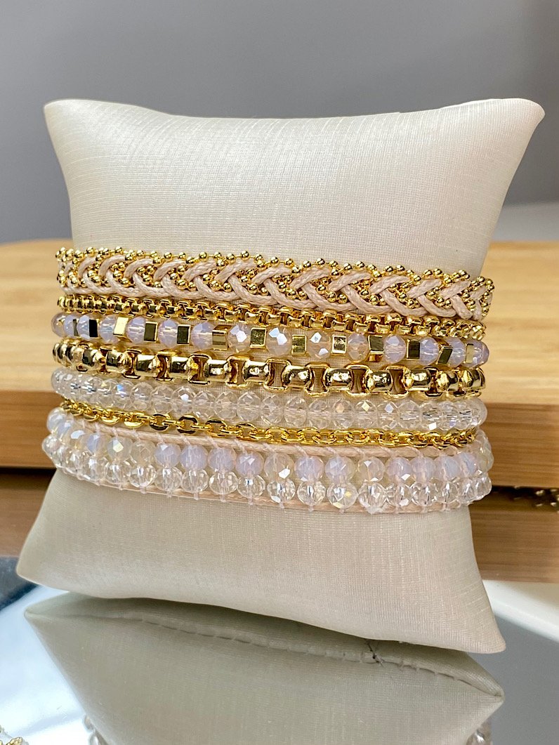 Pulseira Imã Chan Luu Cristais Dourados