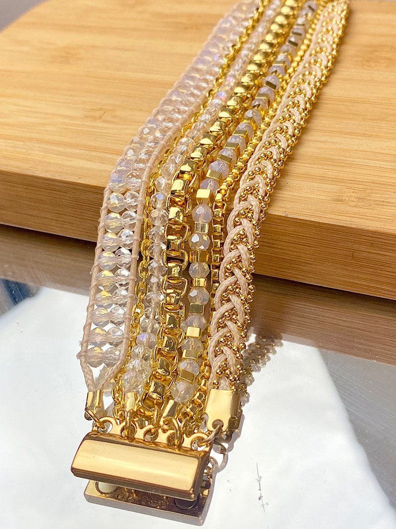 Pulseira Imã Chan Luu Cristais Dourados