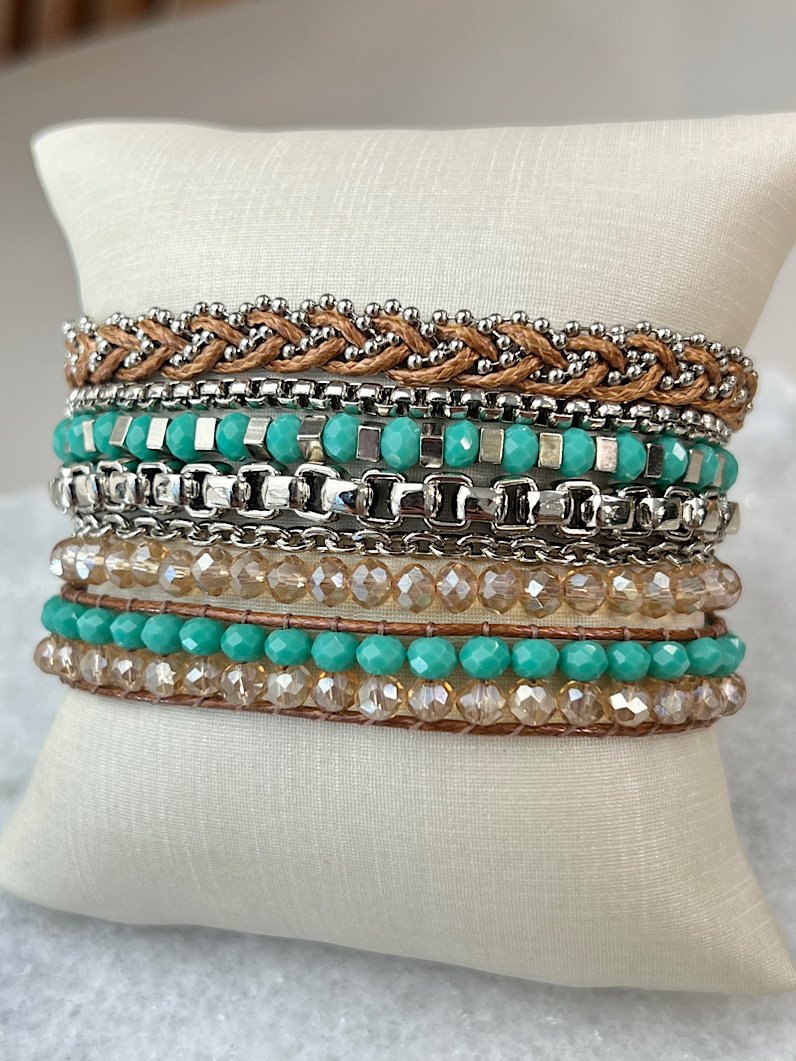 Pulseira Imã Chan Luu Cristais Prata