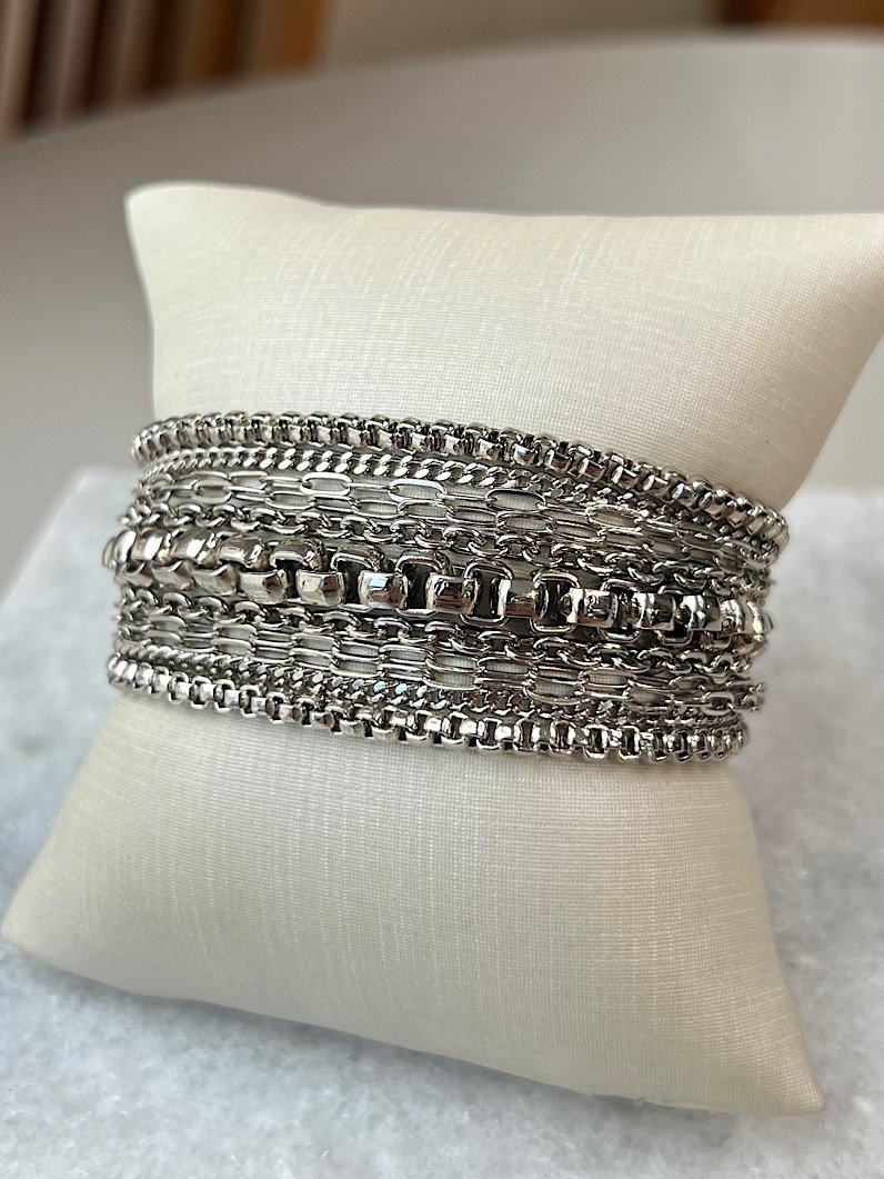 Pulseira Imã Eloá de Correntes