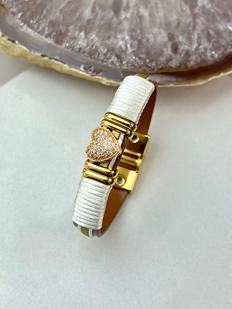 Pulseira Imã Giulia Coração Zircônias Douradas