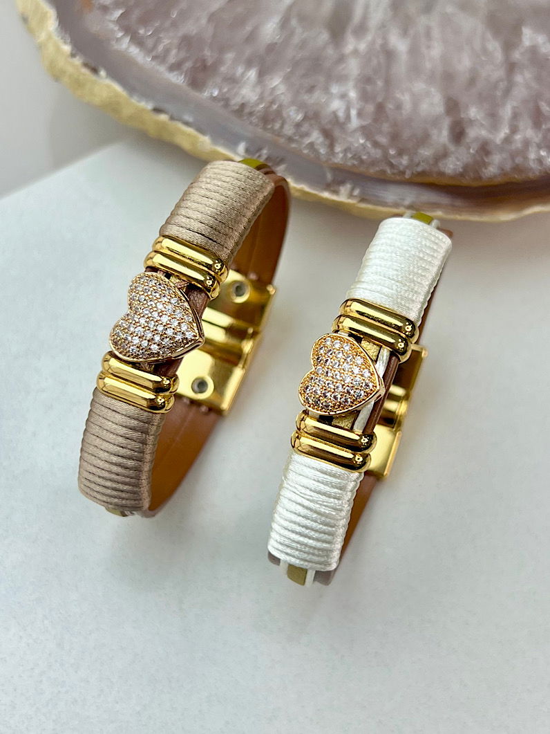 Pulseira Imã Giulia Coração Zircônias Douradas