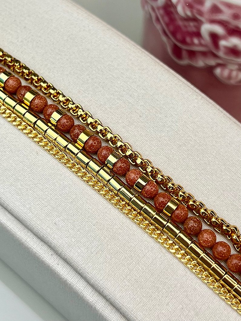 Pulseira Imã Isadora Pedra do Sol Dourada