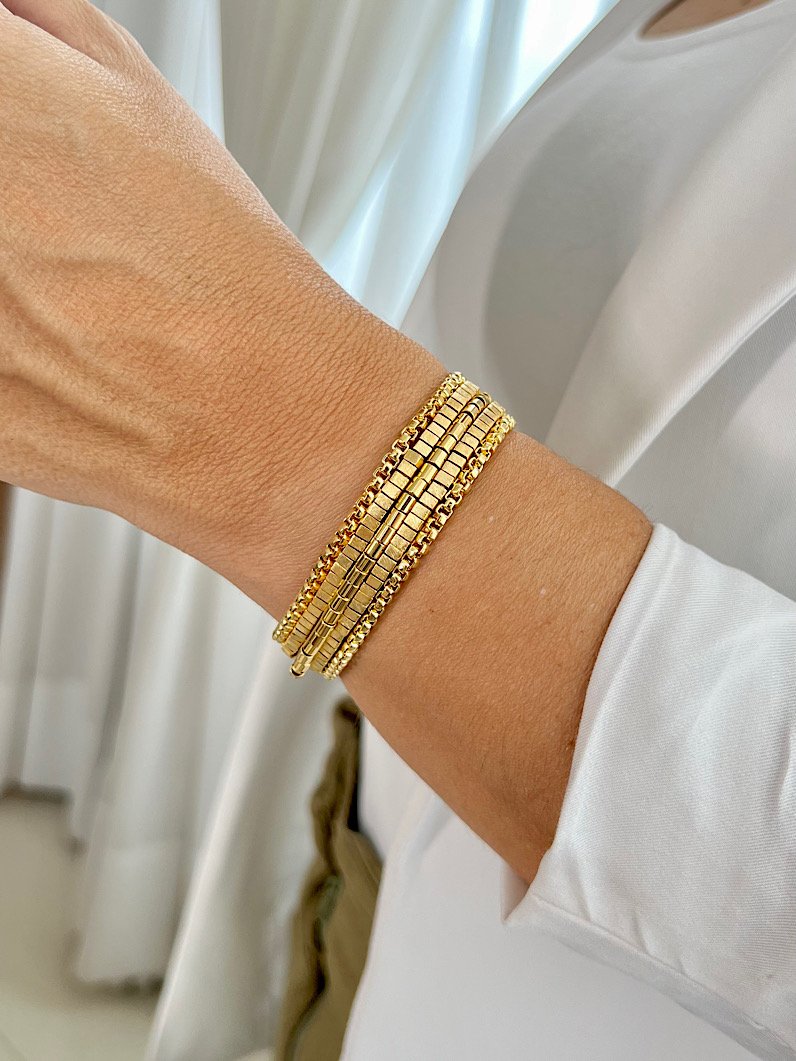 Pulseira Imã Julie Canutilhos Quadrados