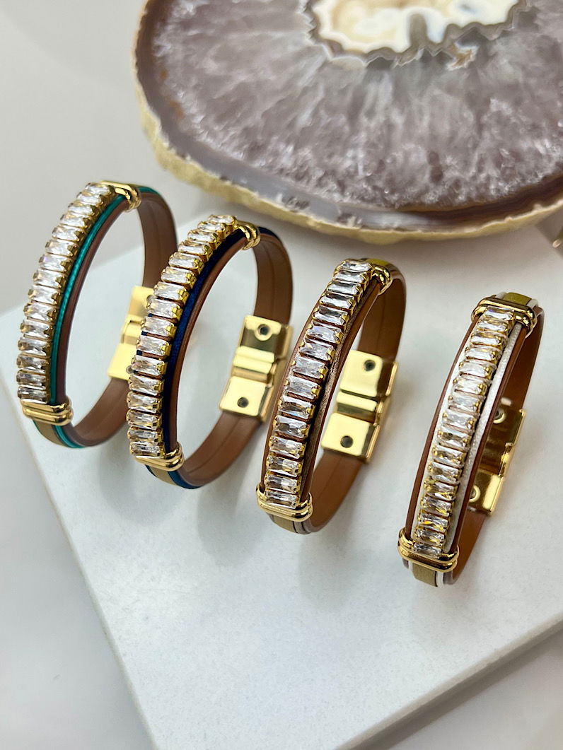Pulseira Imã Lia de Zircônias e Fio Dourado
