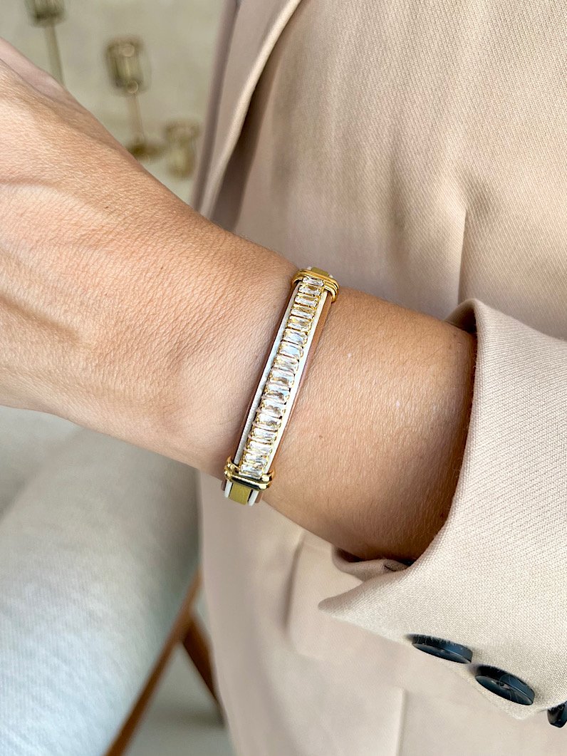 Pulseira Imã Lia de Zircônias e Fio Dourado - Branco