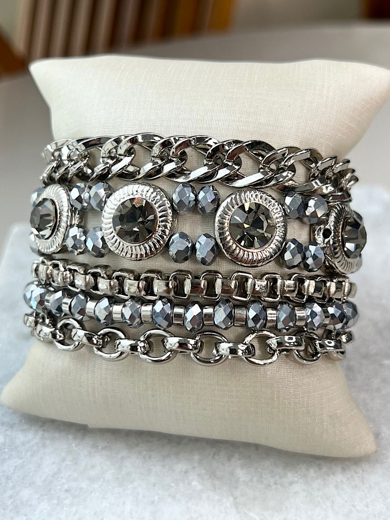 Pulseira Imã Lorena Correntaria e Strass Prata