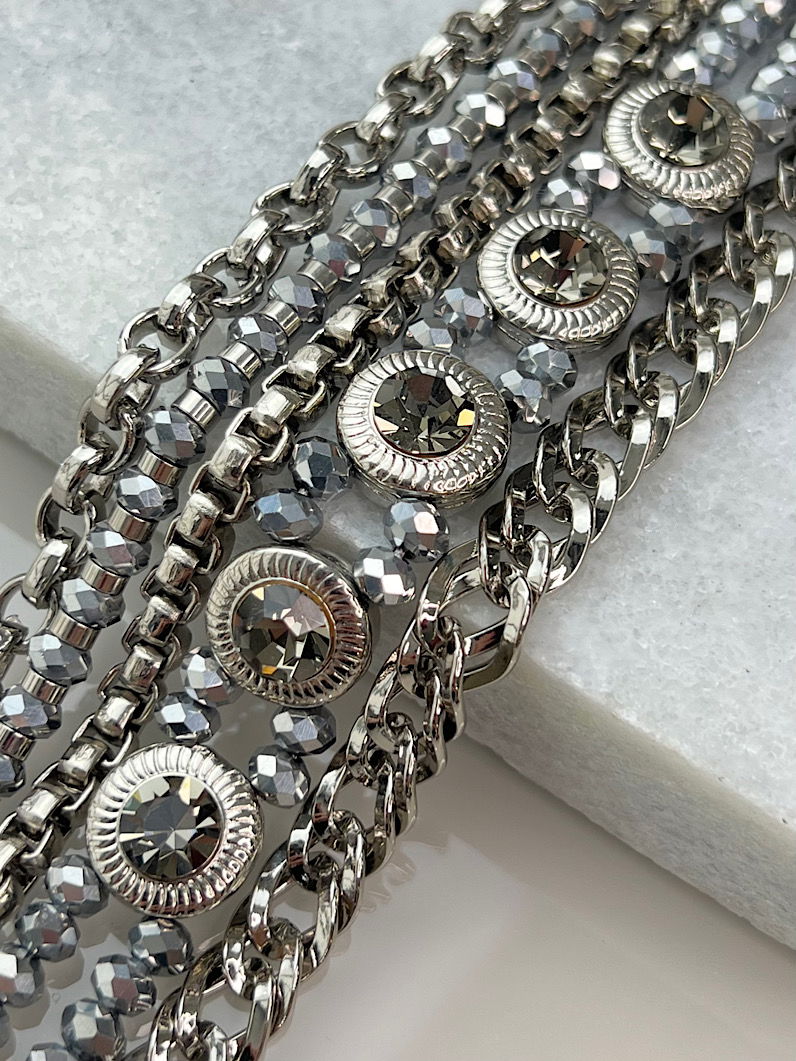 Pulseira Imã Lorena Correntaria e Strass Prata