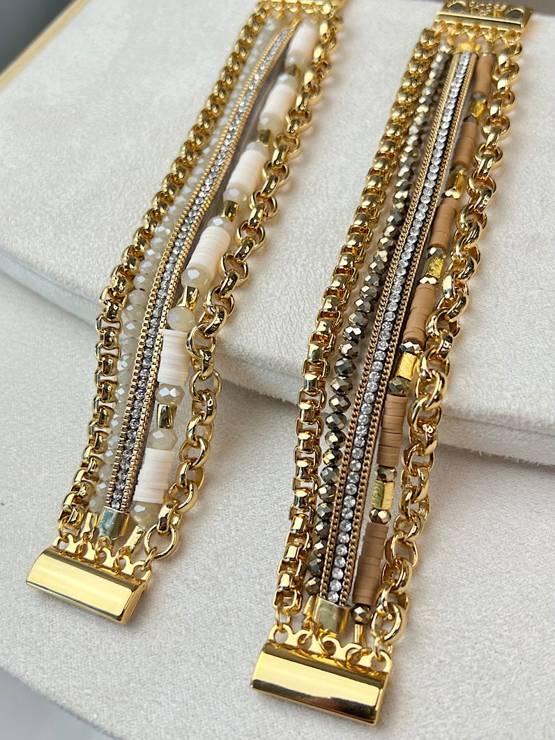 Pulseira Imã Lucy de Strass e Fimos Dourados